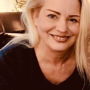 Meet your Posher, Christy